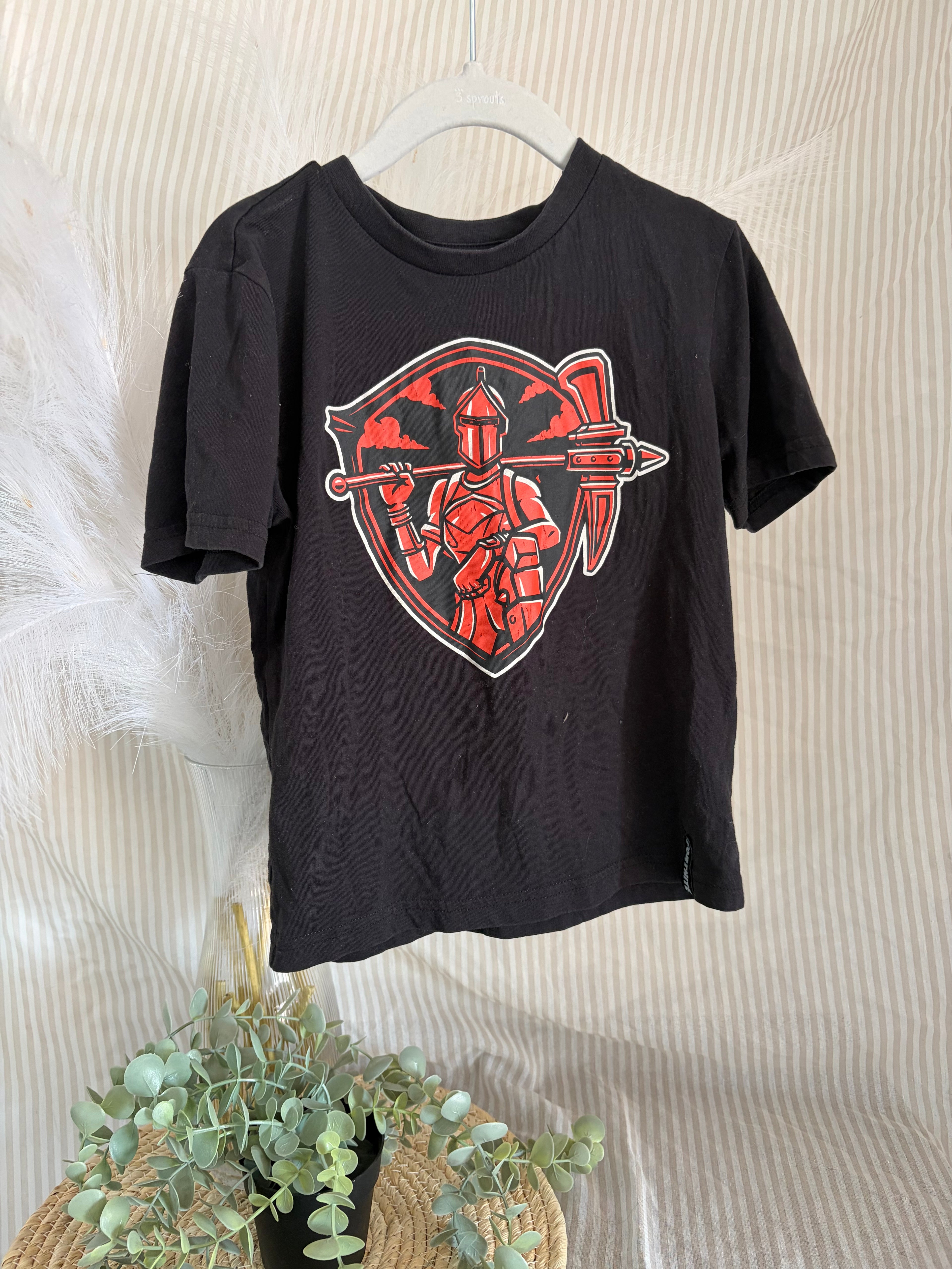 t-shirt (4-5T)