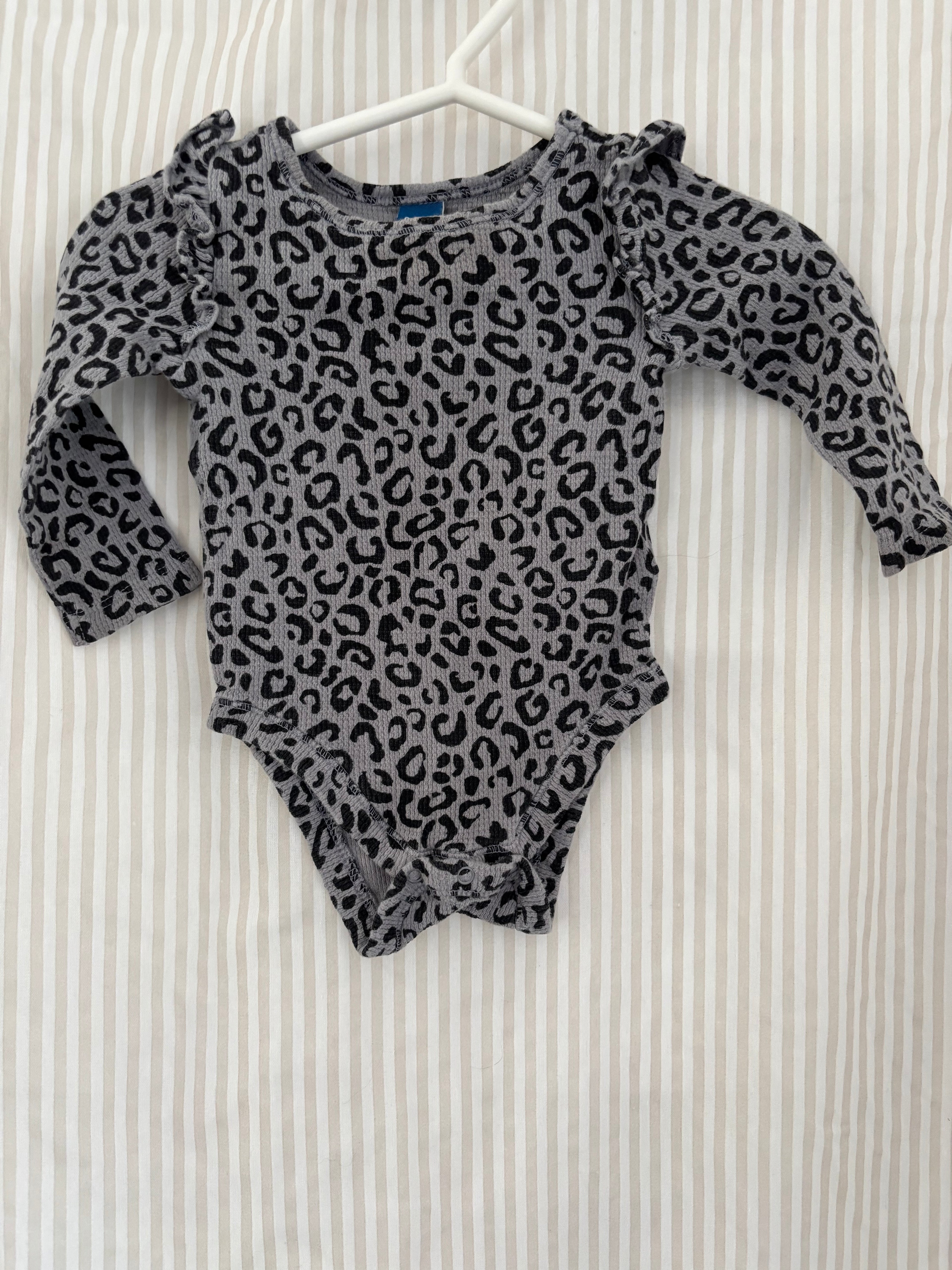 Cache couche (6-12m)