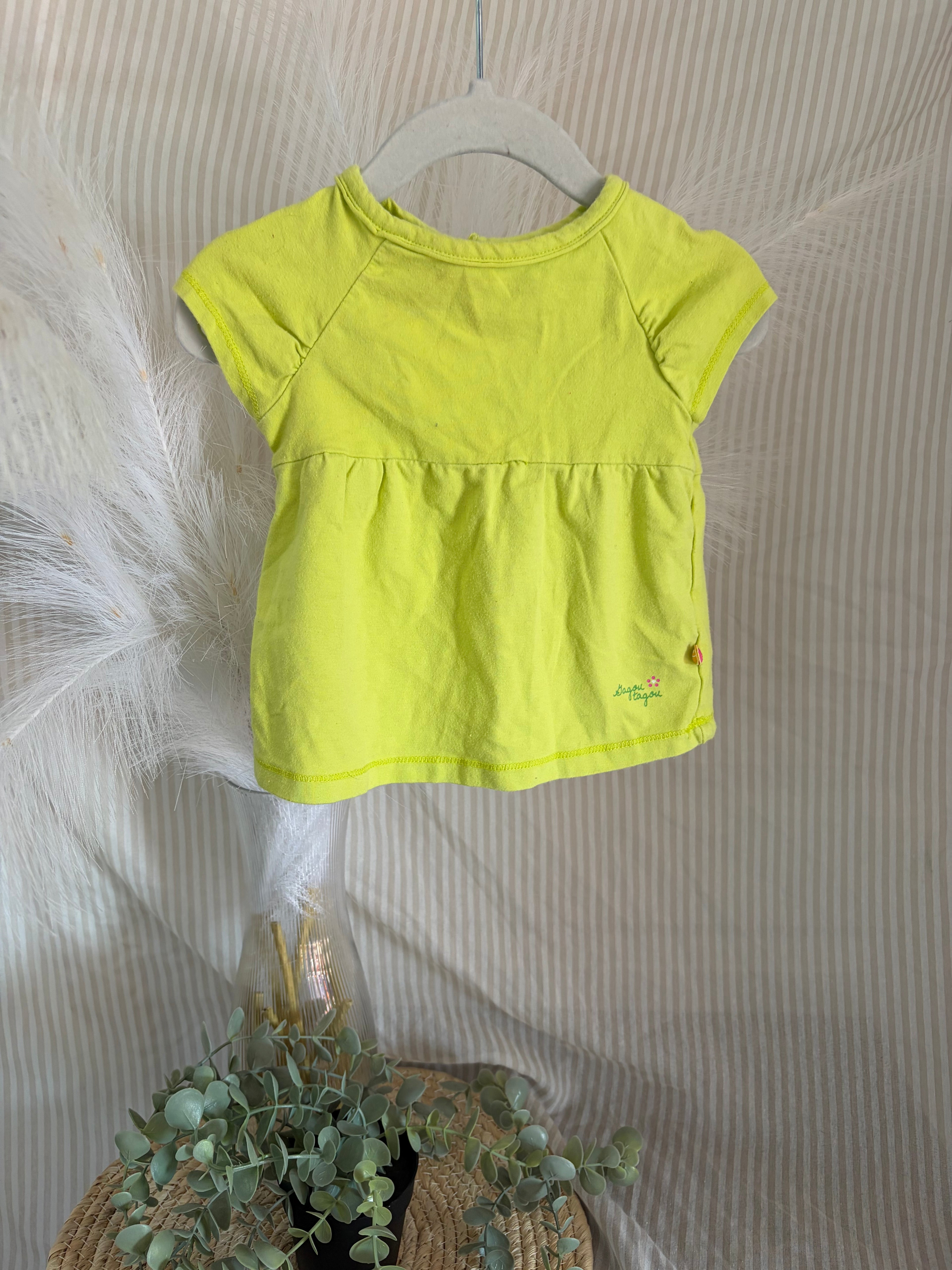 t-shirt (9m)