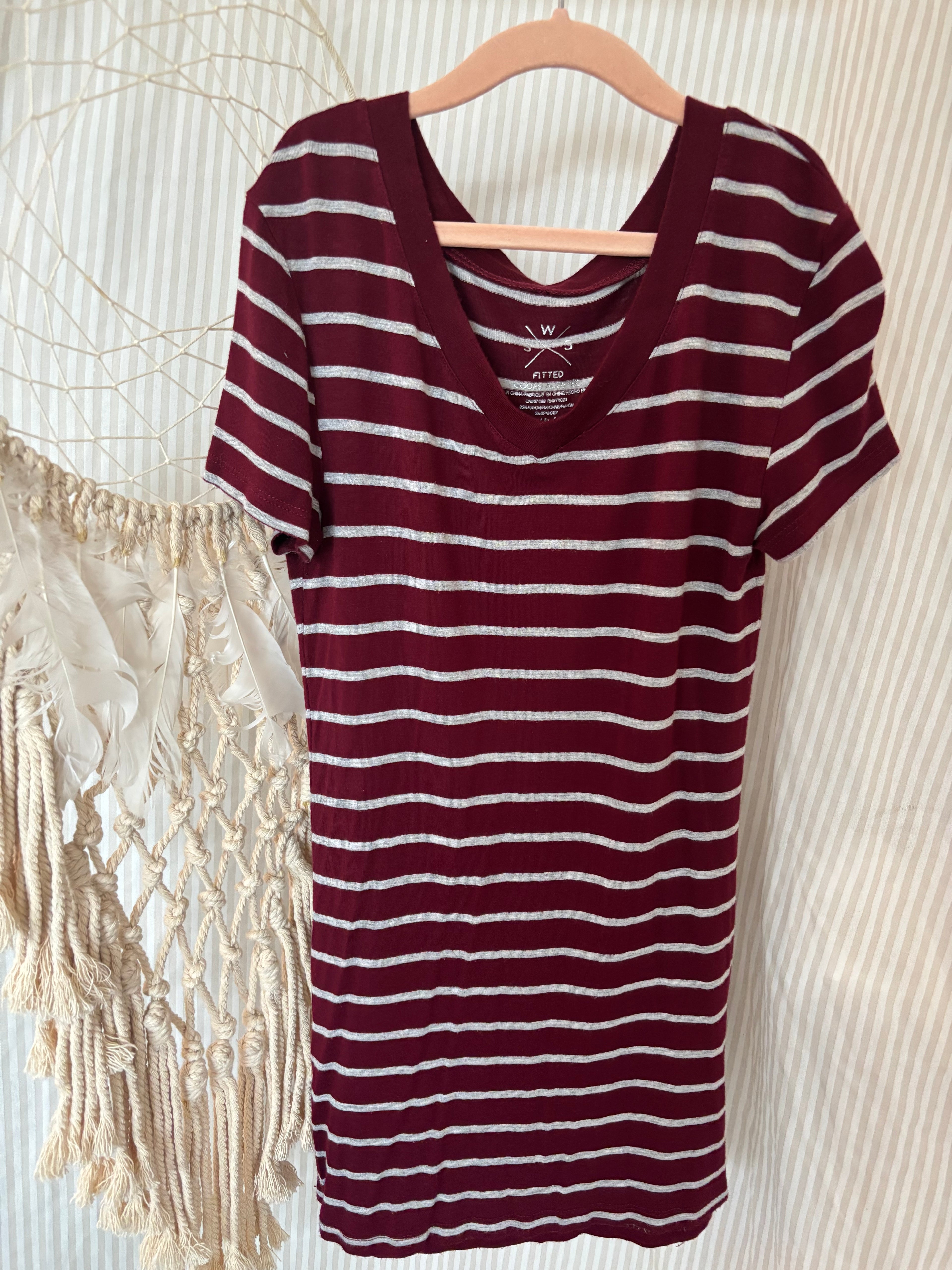 t-shirt (small)