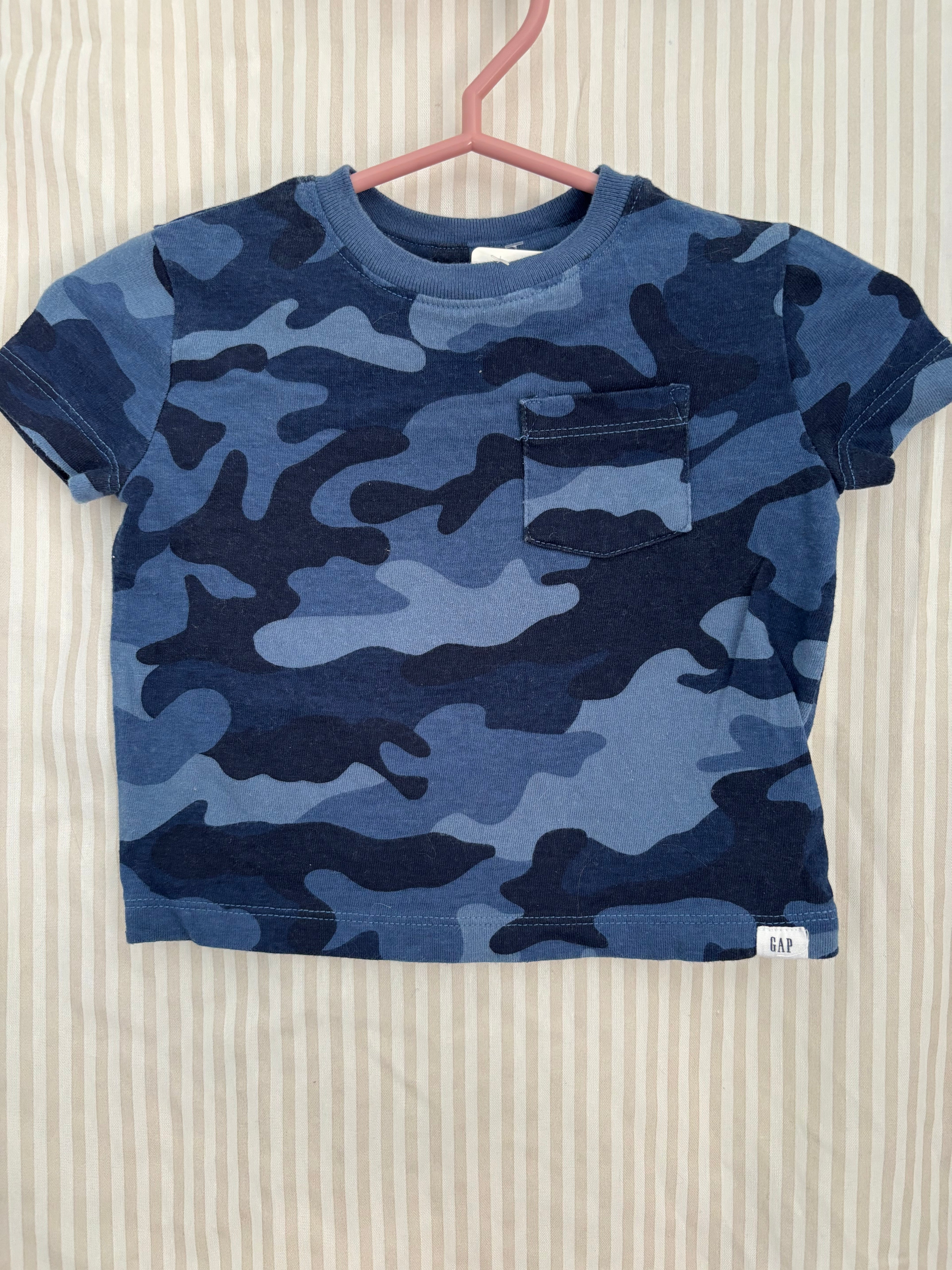 T-shirt (6-12m)