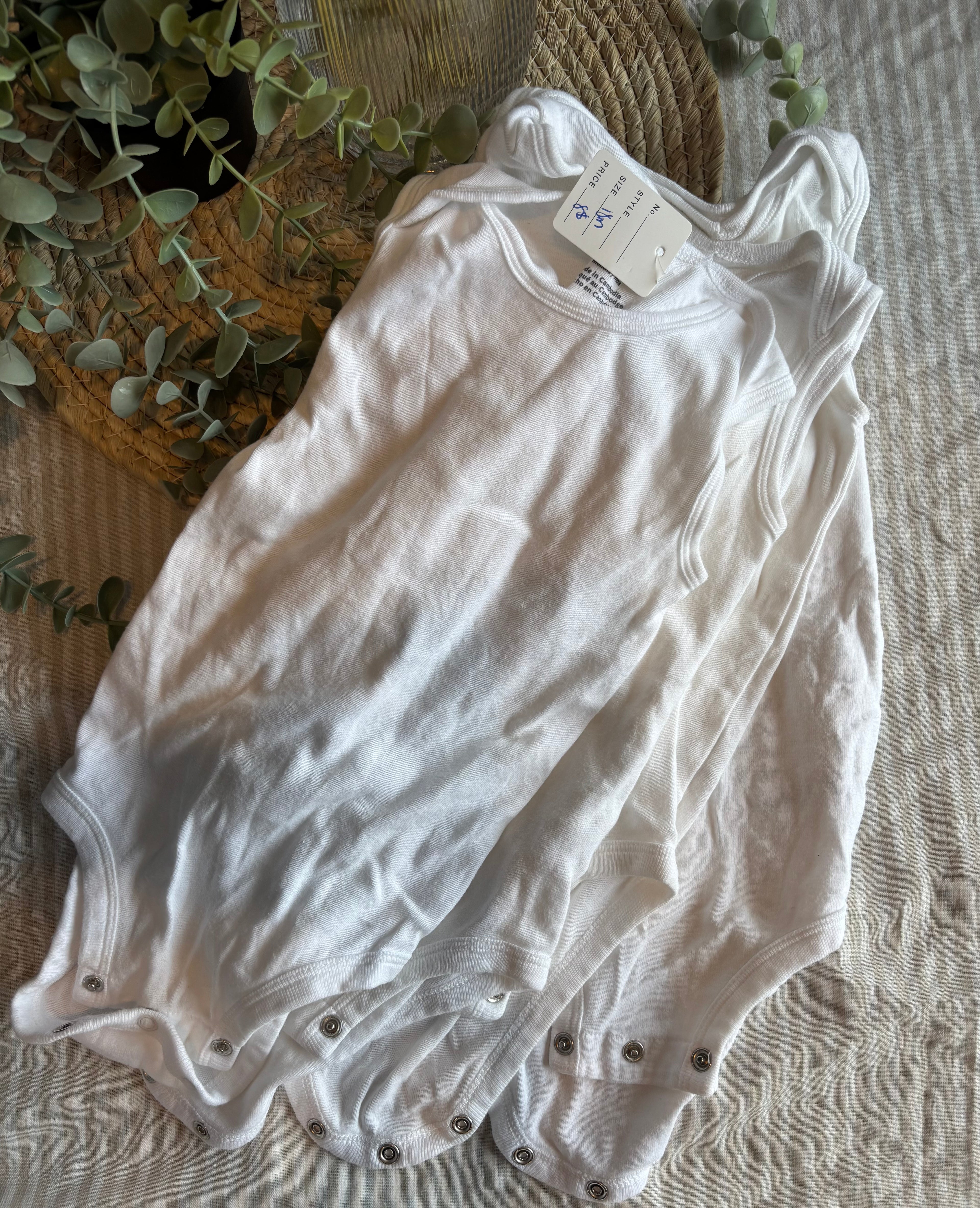 4 camisole cache couche (18m)