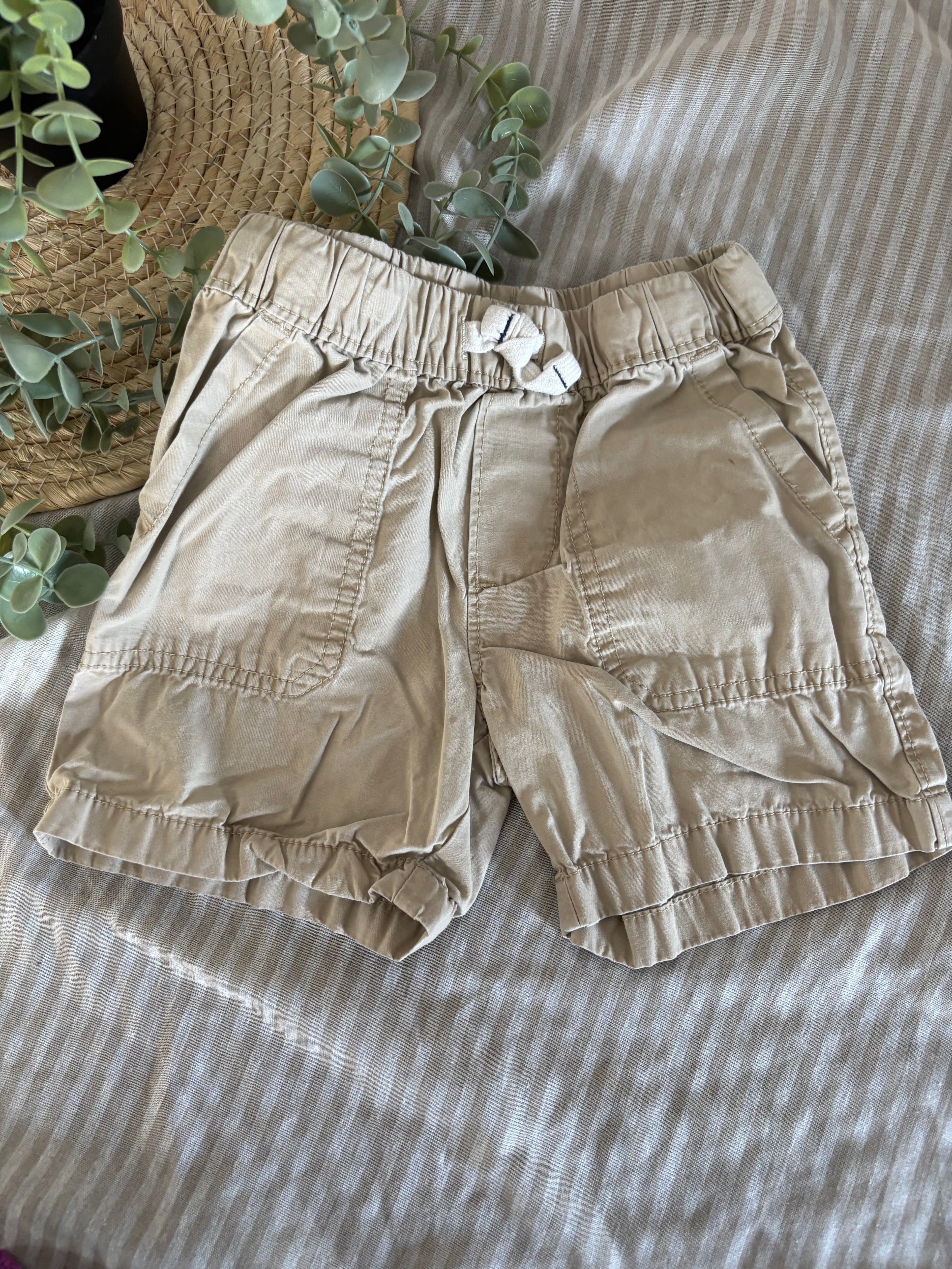 Short (3t)