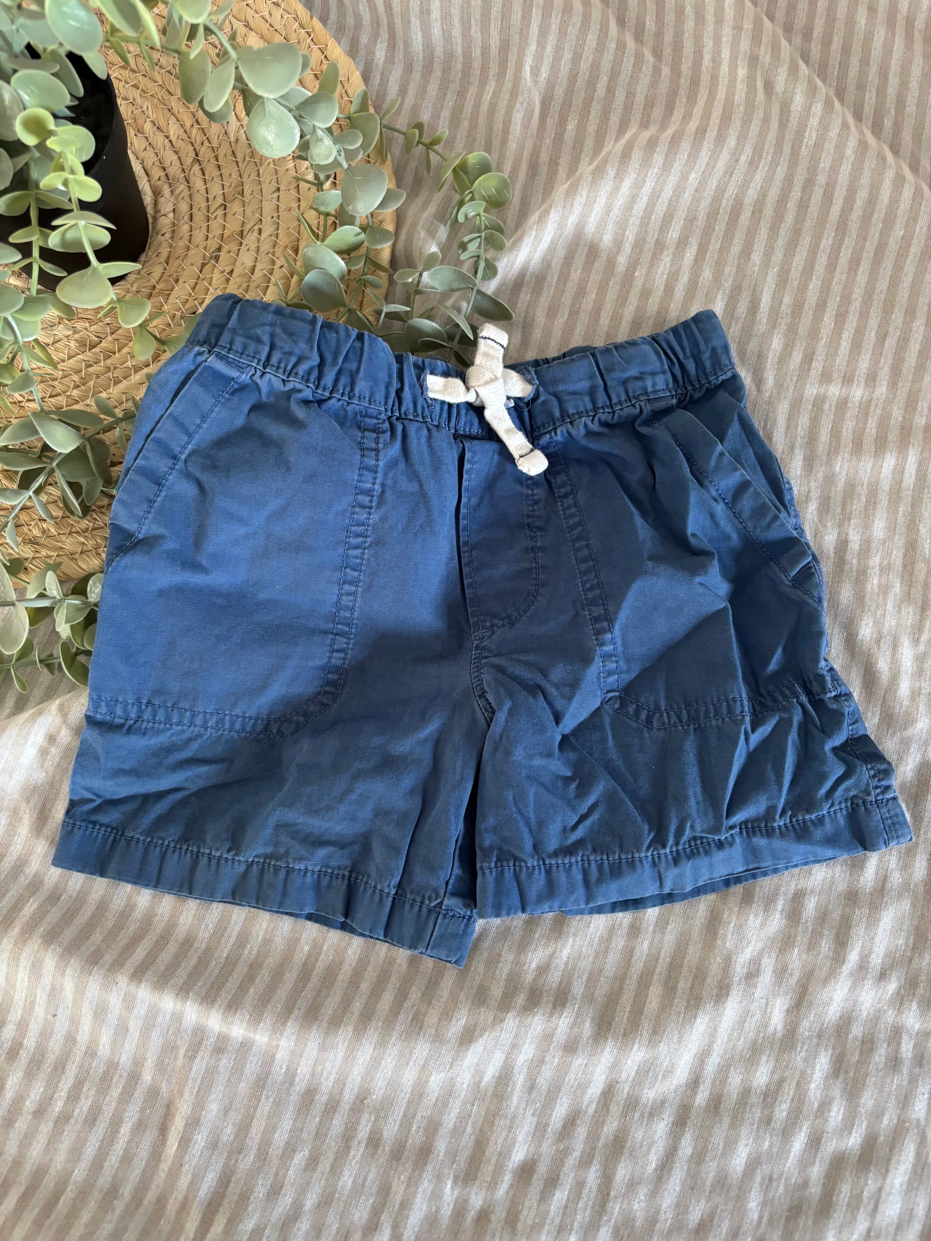 Short (3t)