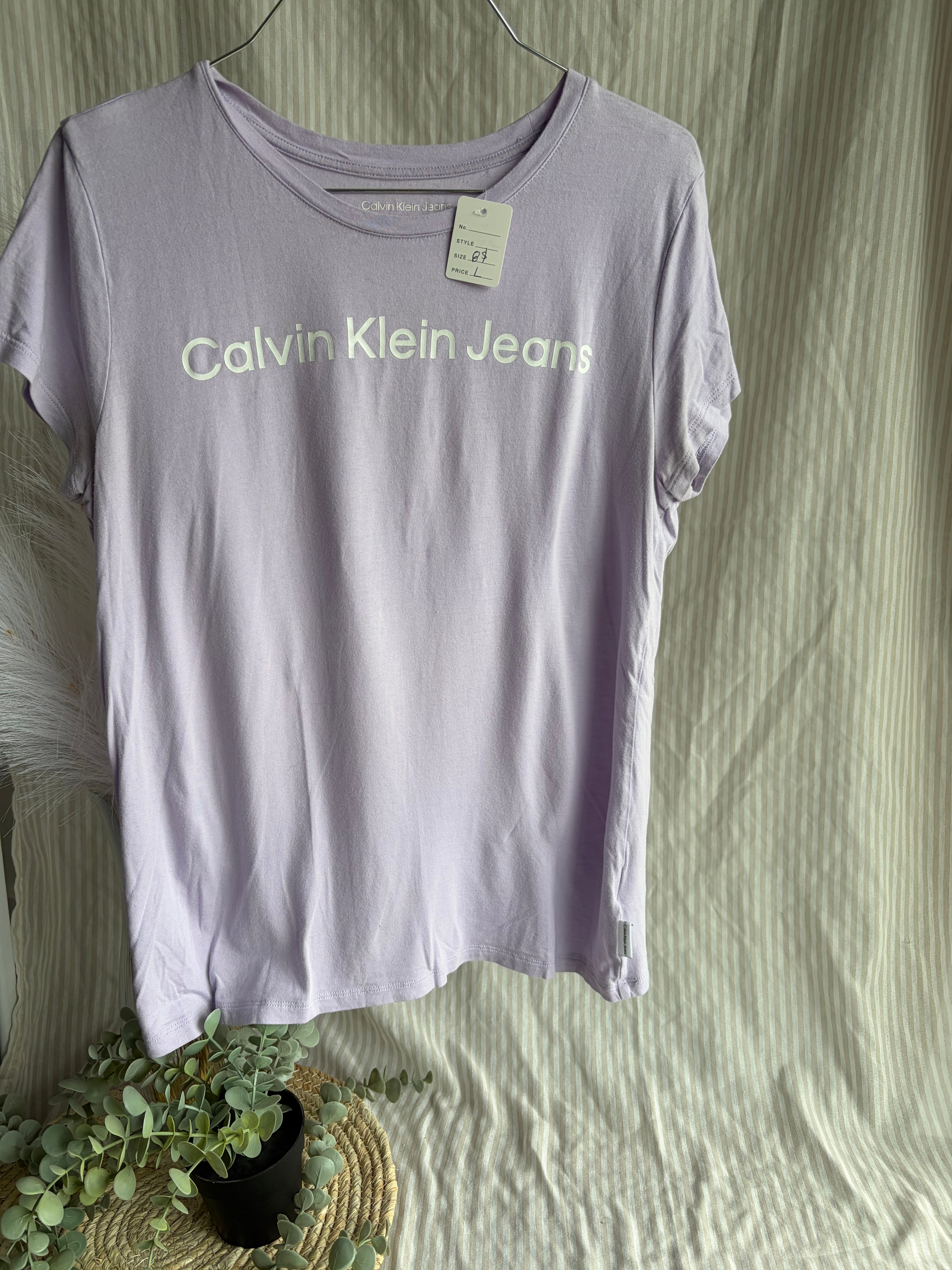 T-shirt calvin klein (Large)