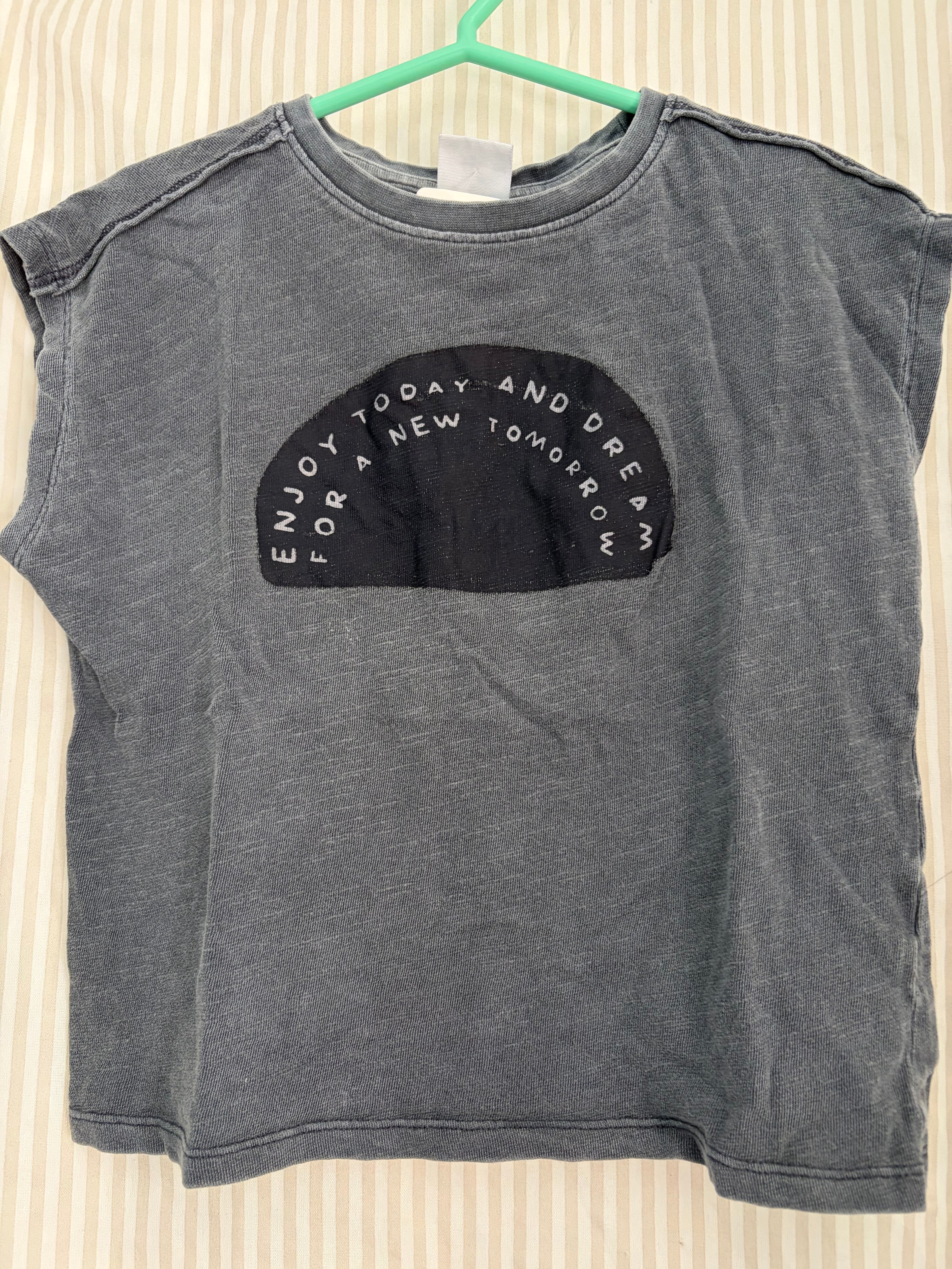 t-shirt zara (3-4T)