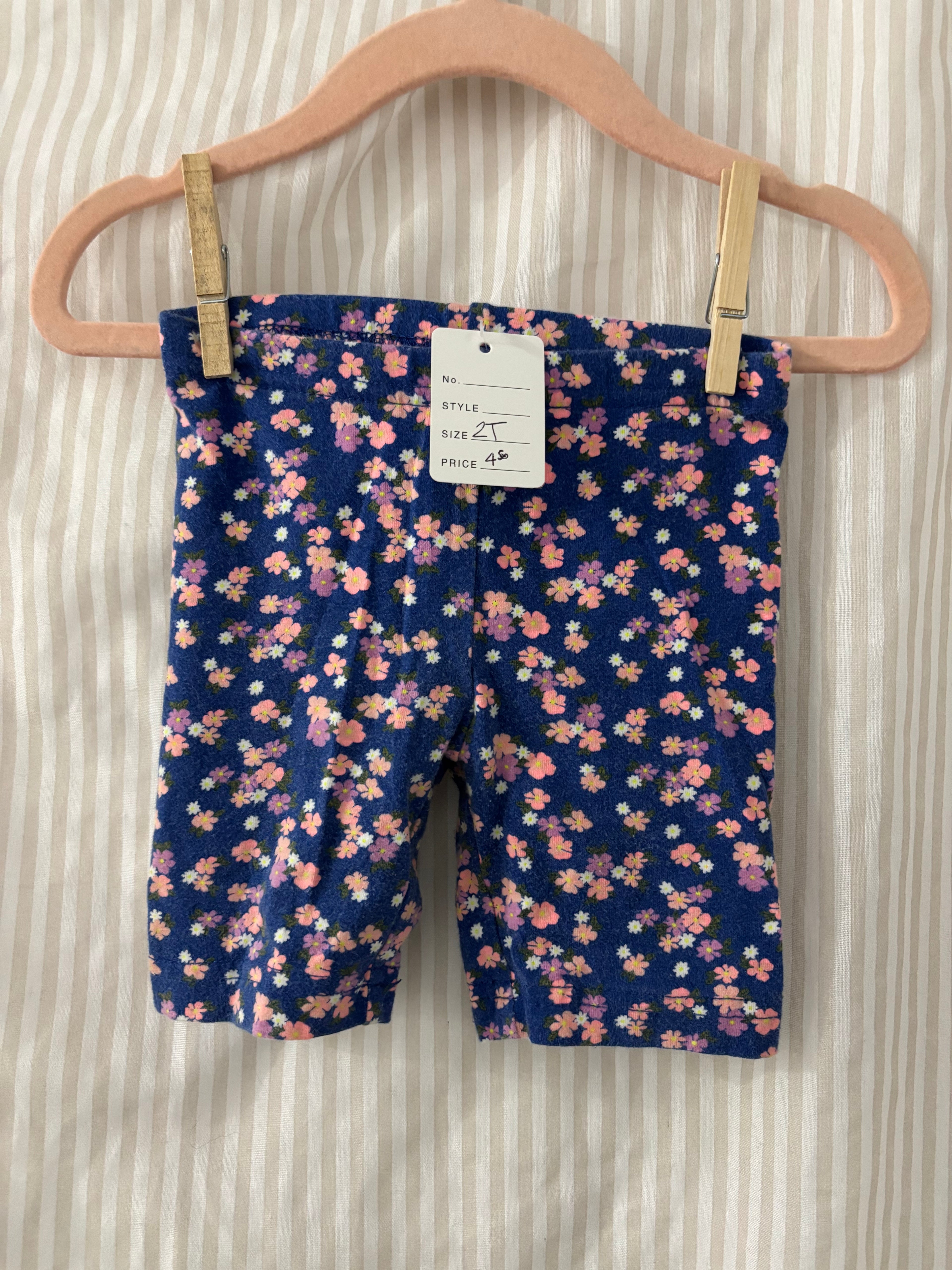 short (2ans)